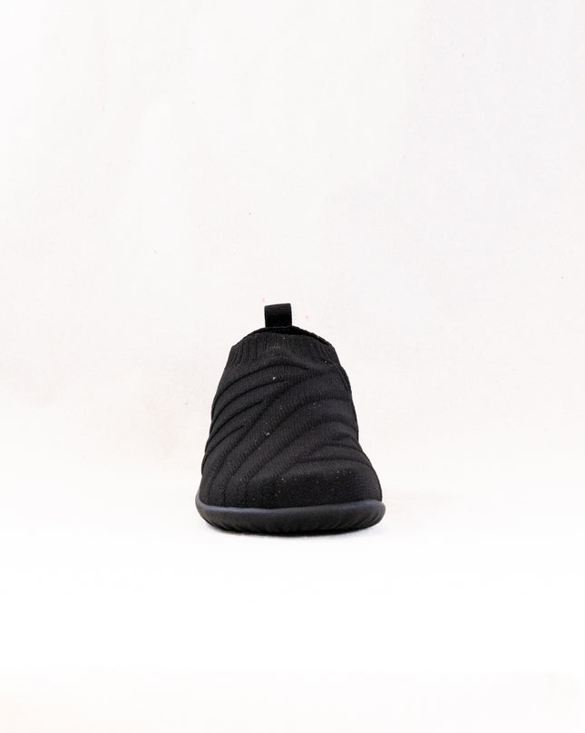 Naot Okahu (Women's) - Black W/ Silver Knit