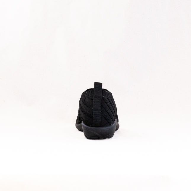 Naot Okahu (Women's) - Black W/ Silver Knit