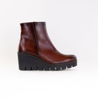 UK 3.5 (US 6.0) / BROWN LEATHER