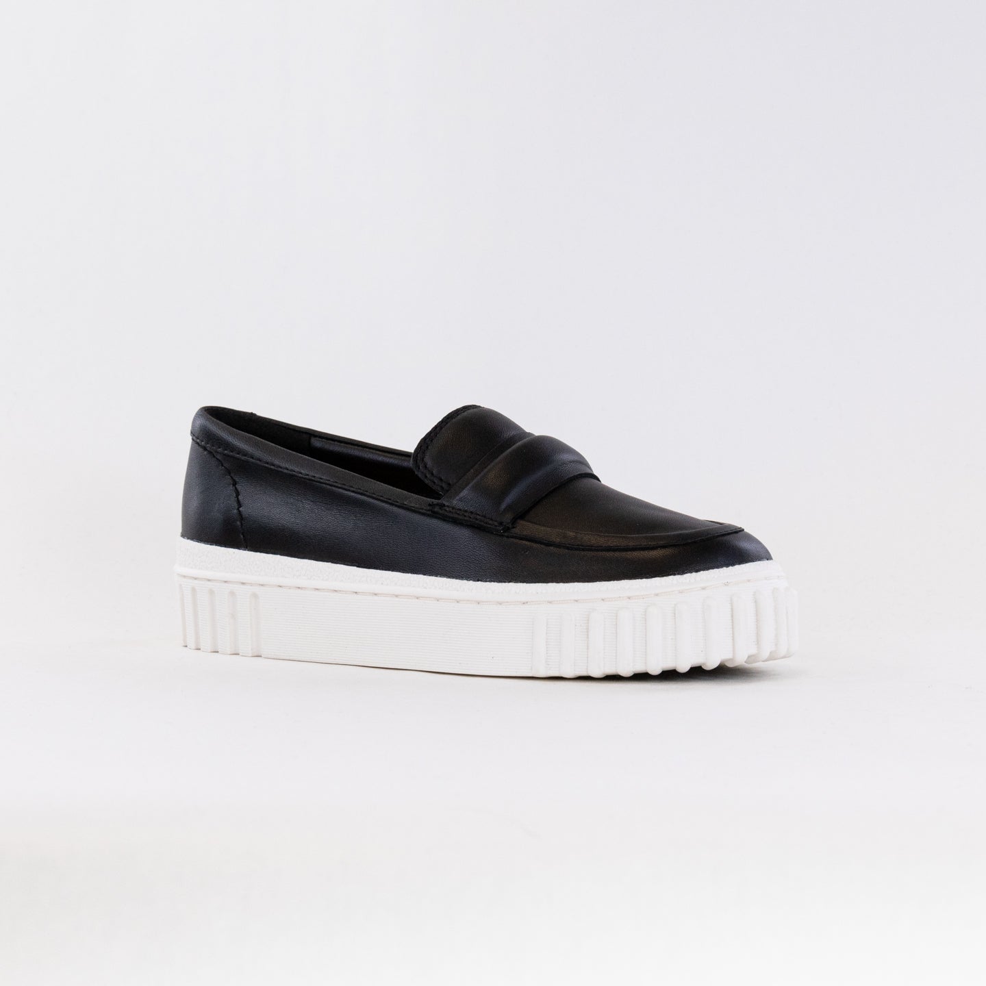 Clarks Mayhill Cove (Women's) - Black Leather