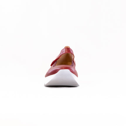 Wolky Snary Jane (Women's) - Oxblood Stretch