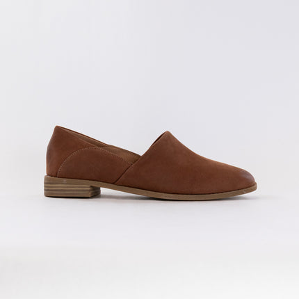Clarks Pure Belle (Women's) - Dark Tan