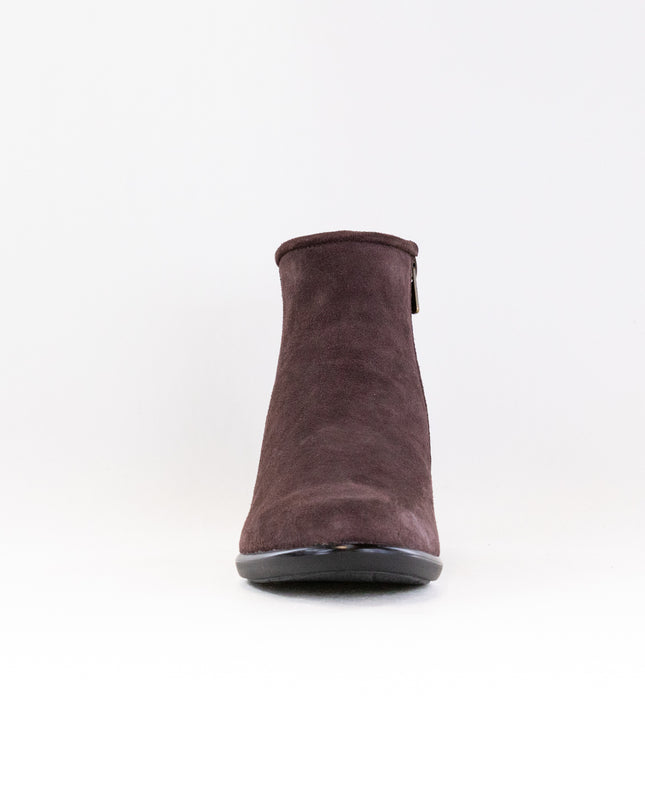 Naot Norther (Women's) - Cordovan Soft Suede