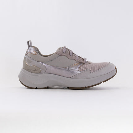 Clarks Wave 2.0 Move Waterproof (Women's) - Stone