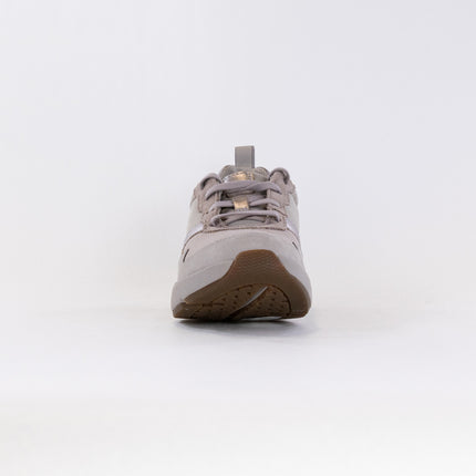 Clarks Wave 2.0 Move Waterproof (Women's) - Stone