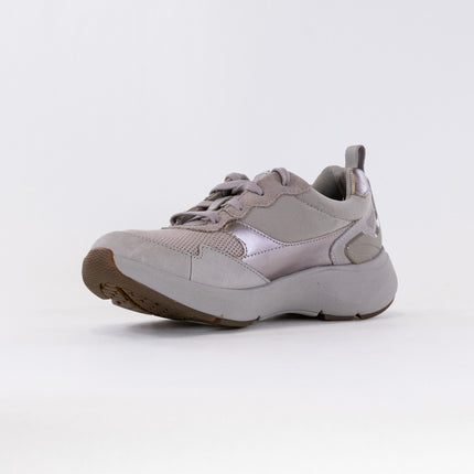 Clarks Wave 2.0 Move Waterproof (Women's) - Stone