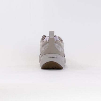 Clarks Wave 2.0 Move Waterproof (Women's) - Stone
