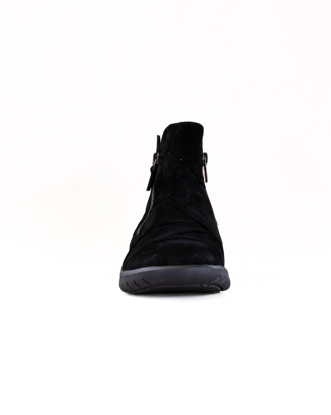 Ziera Sisley (Women's) - Black Water Resistant Suede