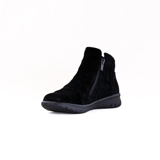 Ziera Sisley (Women's) - Black Water Resistant Suede