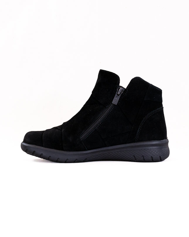 Ziera Sisley (Women's) - Black Water Resistant Suede