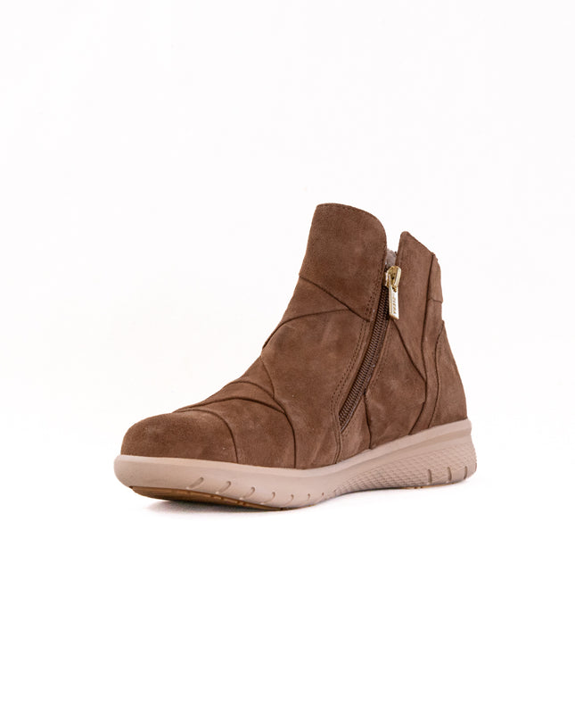 Ziera Sisley (Women's) - Whiskey Water Resistant Suede