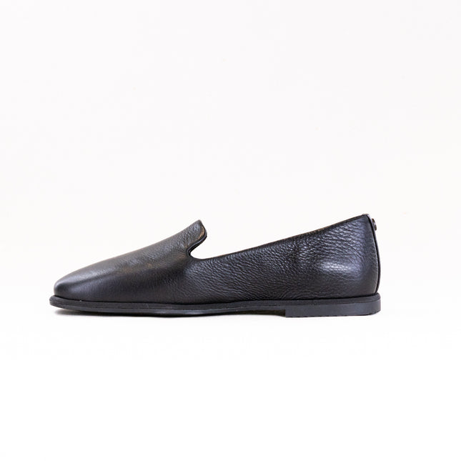 Vionic Willa 2.0 Slip On Flat (Women's) - Black Leather