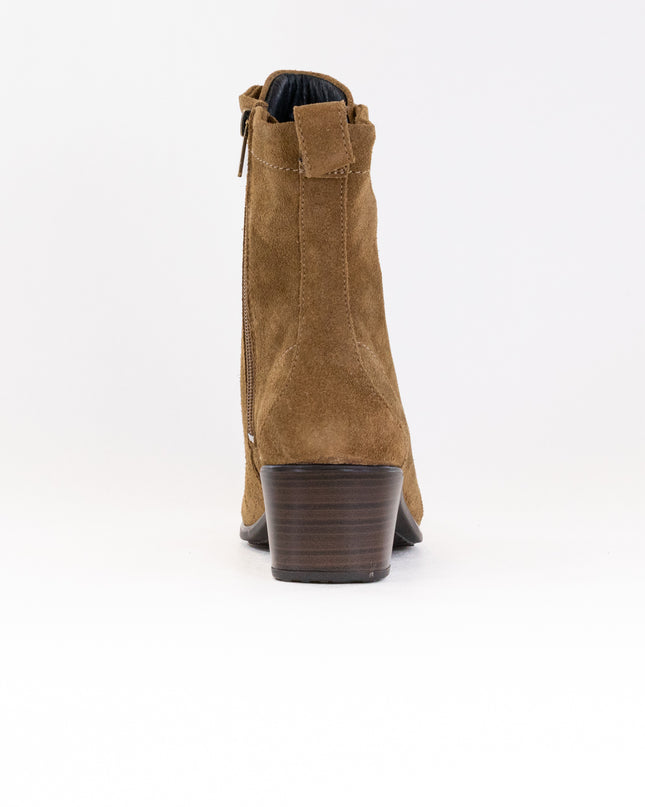 Naot Majesty (Women's) - Acorn Suede