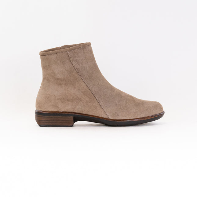 Naot Norther (Women's) - Almond Suede