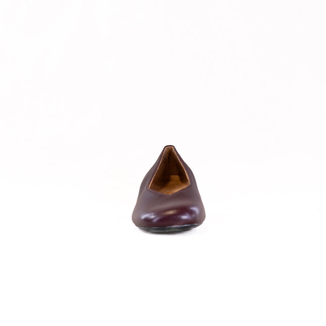 Vionic Petra (Women's) - Mulled Wine Leather