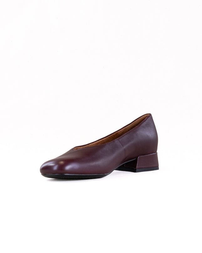 Vionic Petra (Women's) - Mulled Wine Leather