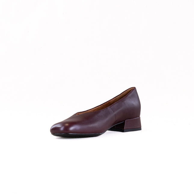 Vionic Petra (Women's) - Mulled Wine Leather
