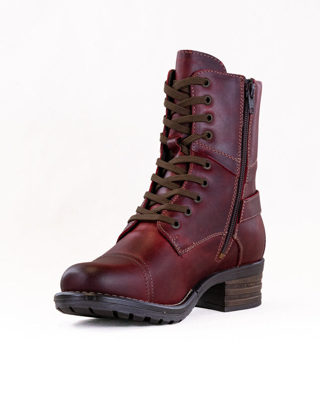 Taos Crave (Women's) - Red Vintage Leather