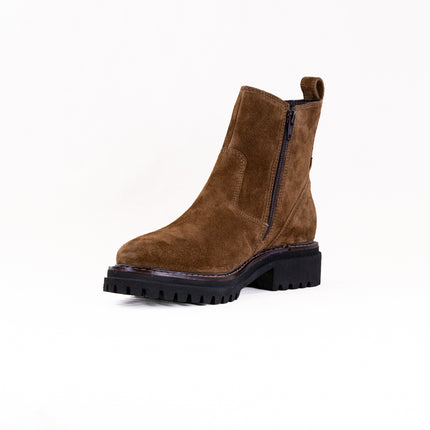 Josef Seibel Rachel 03 (Women's) - Nuss Suede