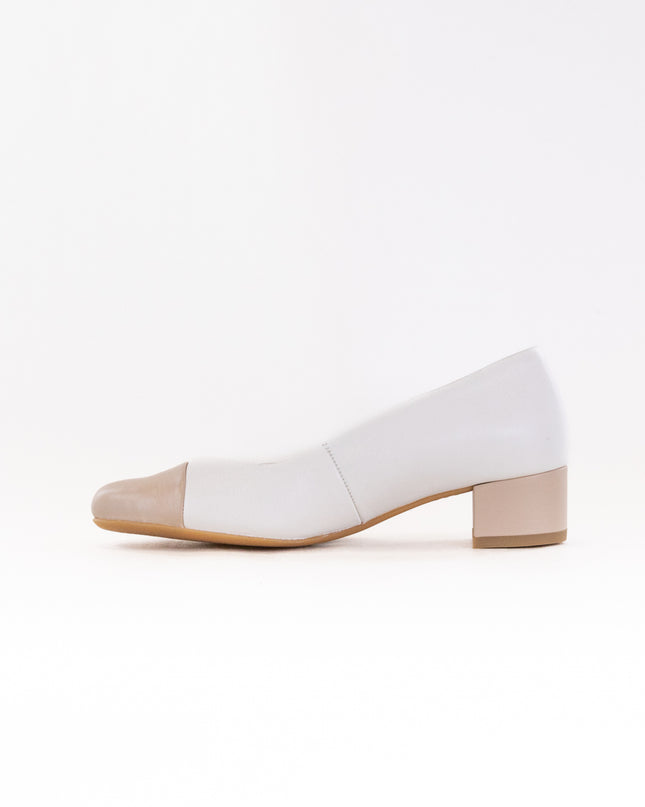 Ara Nanette (Women's) - Cream Calf/Sand Calf Toe
