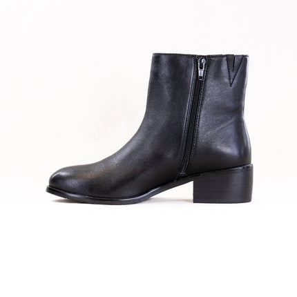 Salvia Gwen (Women's) - Black