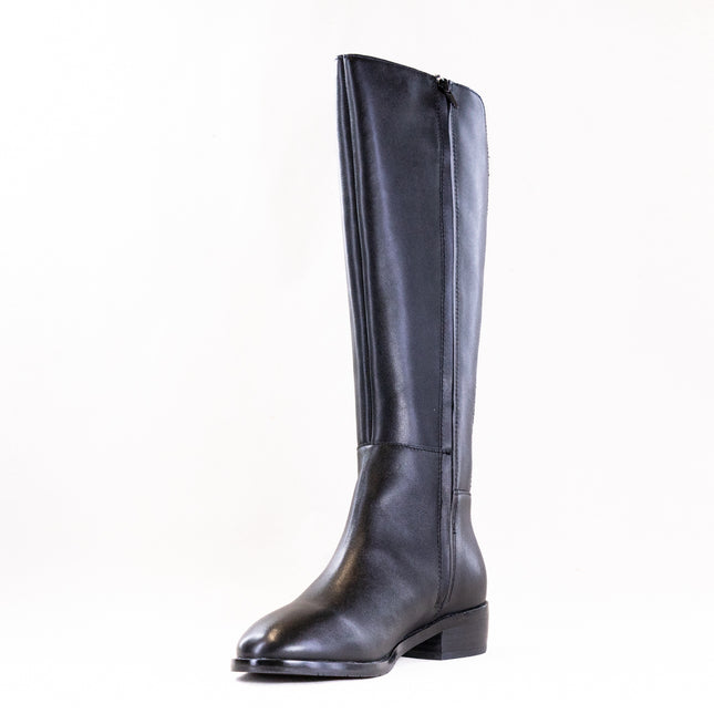 Salvia Noom (Women's) - Black WP