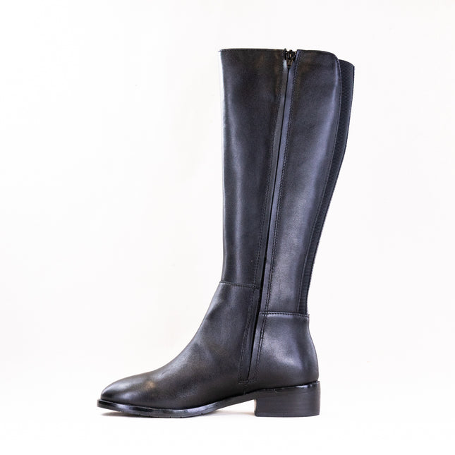 Salvia Noom (Women's) - Black WP