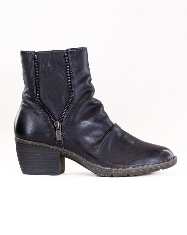 Clarks Kastela Zip (Women's) - Black