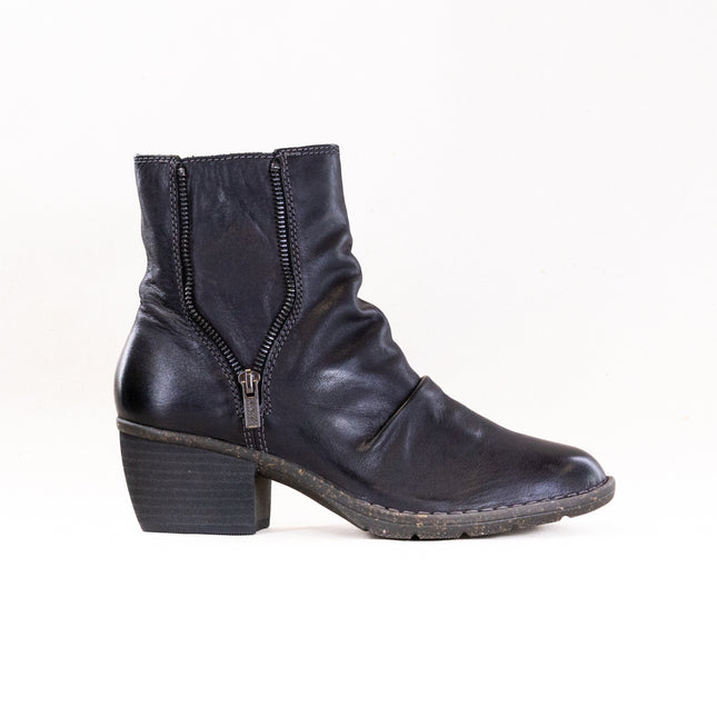 Clarks Kastela Zip (Women's) - Black