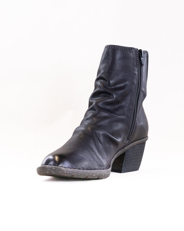 Clarks Kastela Zip (Women's) - Black