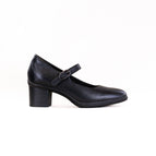 6 / BLACK LEATHER / MEDIUM