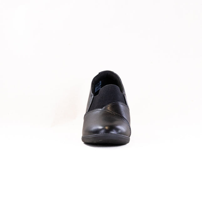 Clarks Shaya Tess (Women's) - Black Leather