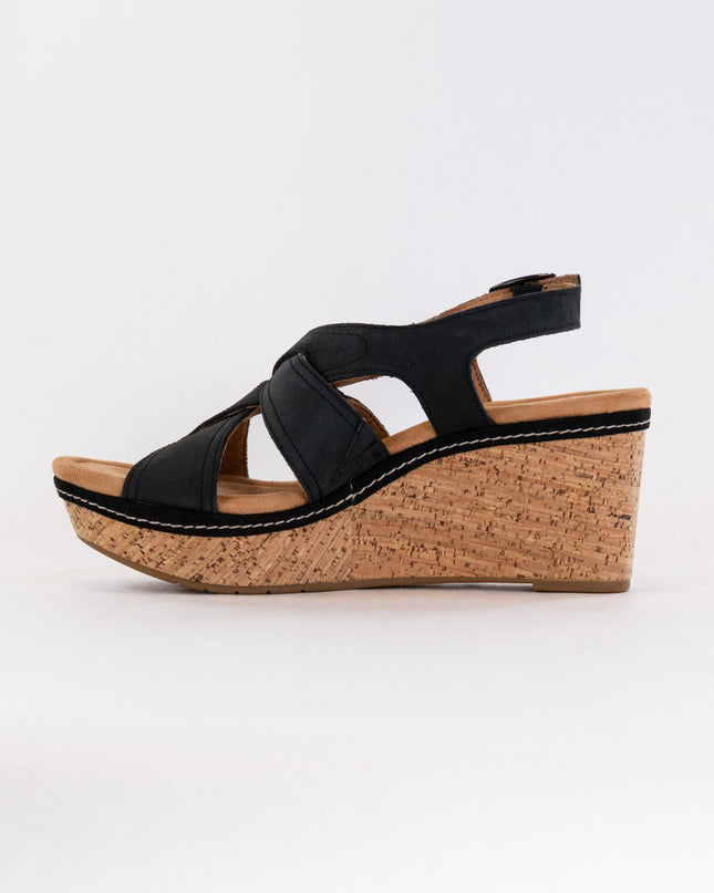 Clarks Elleri Rae (Women's) - Black Nubuck