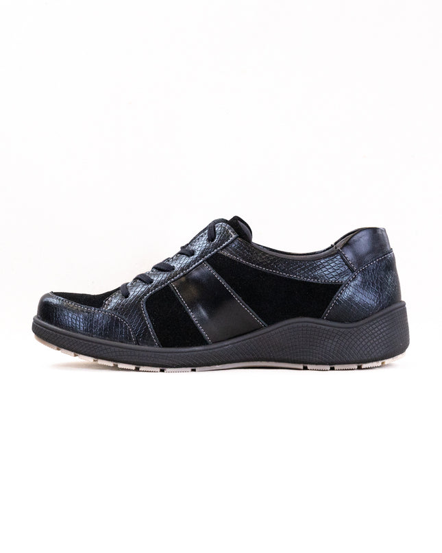 Suave Porto Lace Up (Women's) - Black/Black/Black