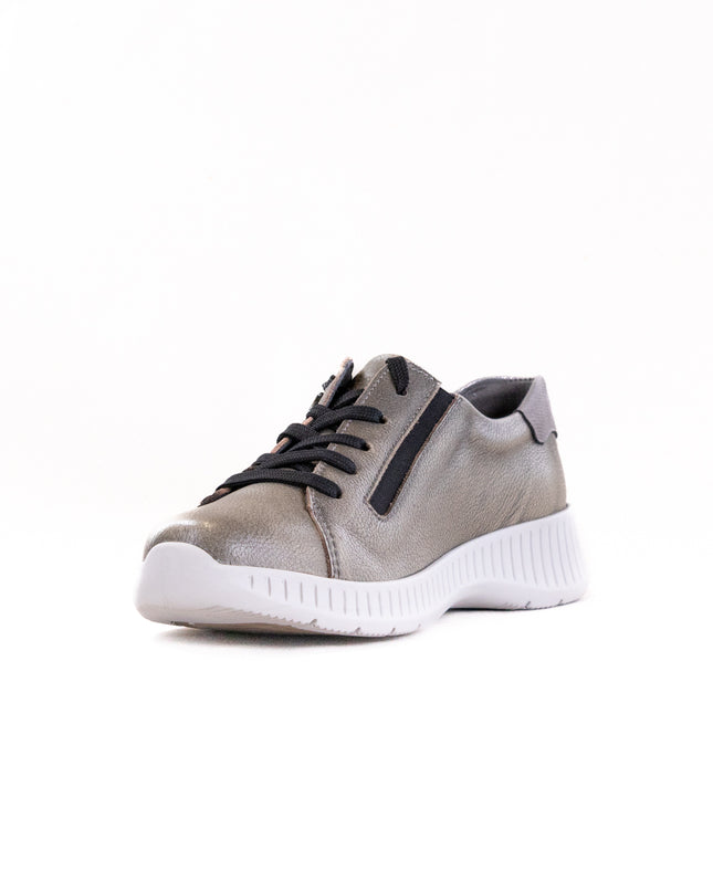 Suave Geneve Lace Up (Women's) - Barrel/Silvery