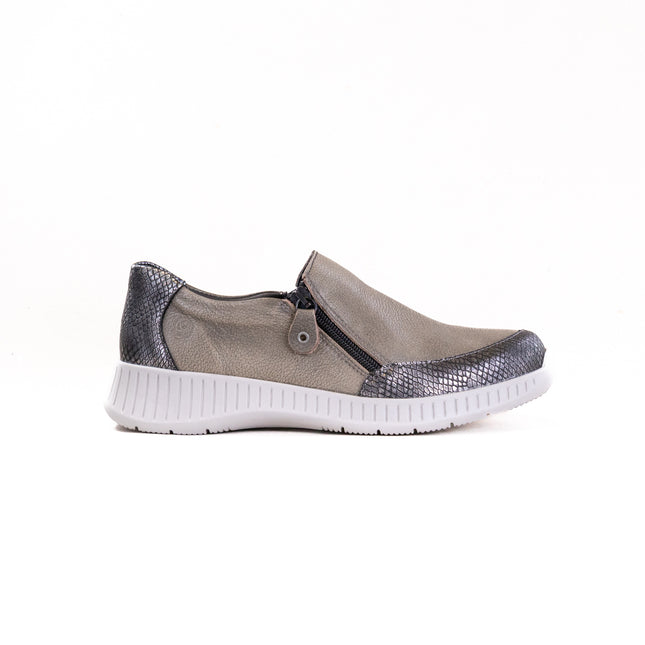 Suave Geneve Slip On (Women's) - Albacore/Barrel