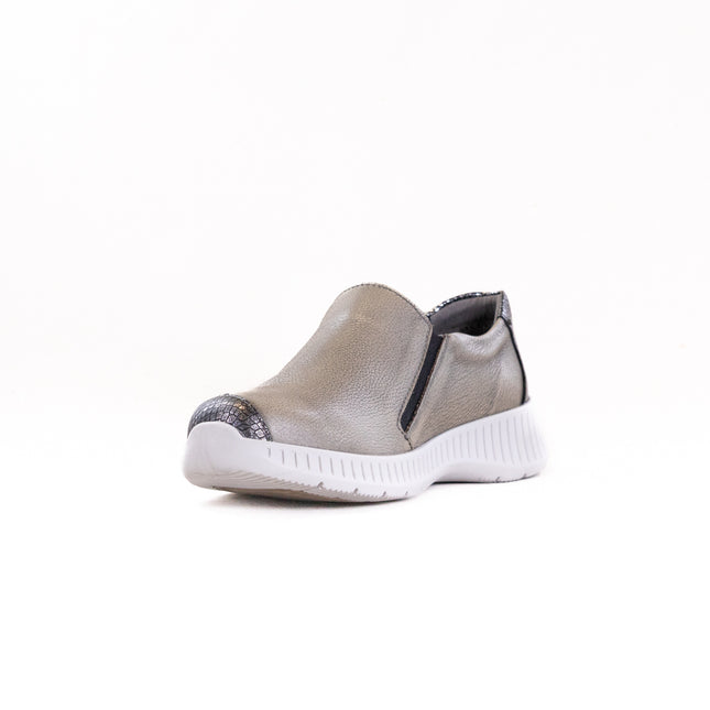 Suave Geneve Slip On (Women's) - Albacore/Barrel