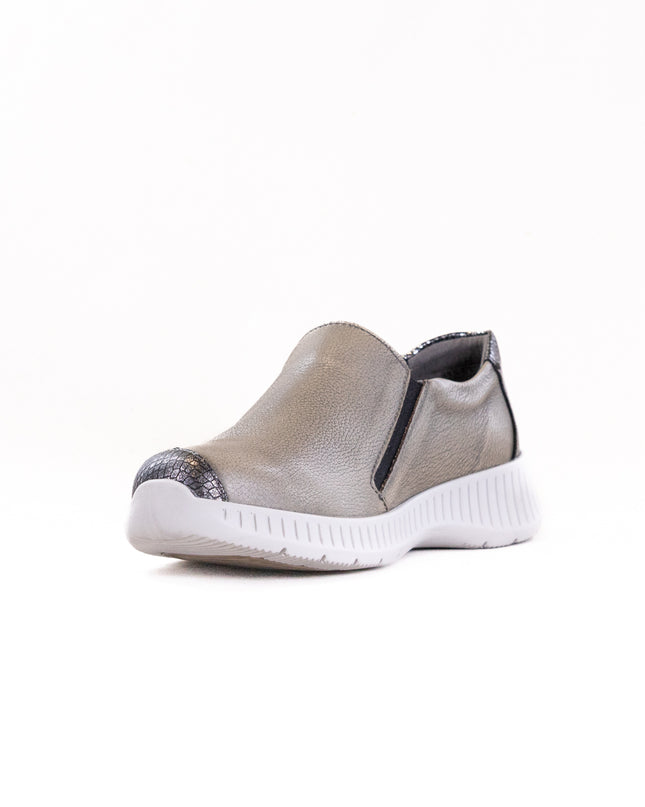 Suave Geneve Slip On (Women's) - Albacore/Barrel