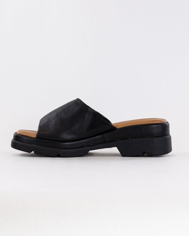 Spring Step Fireisland (Women's) - Black Leather