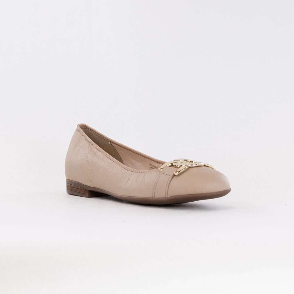 Ara Sky Flat 12-31314 (Women's) - Sand Leather