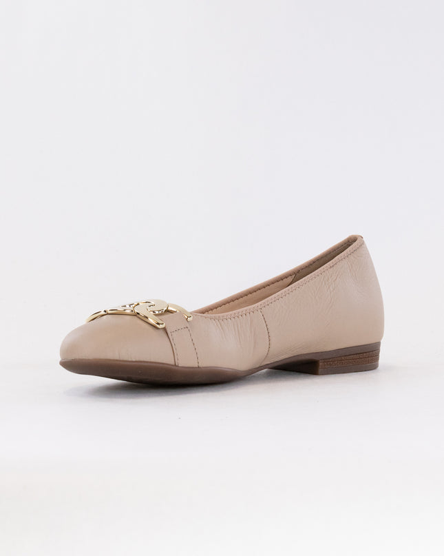 Ara Sky Flat 12-31314 (Women's) - Sand Leather