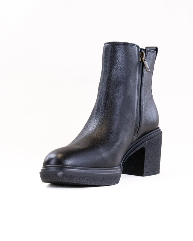 Vionic Savannah (Women's) - Black