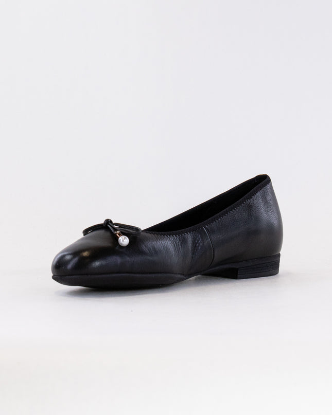 Ara Scout Bow Ballet Flat (Women's) - Black Leather