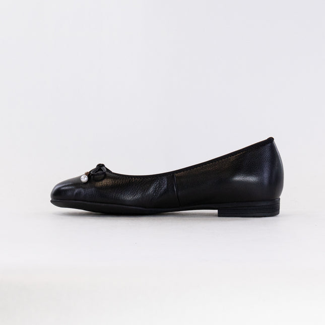 Ara Scout Bow Ballet Flat (Women's) - Black Leather