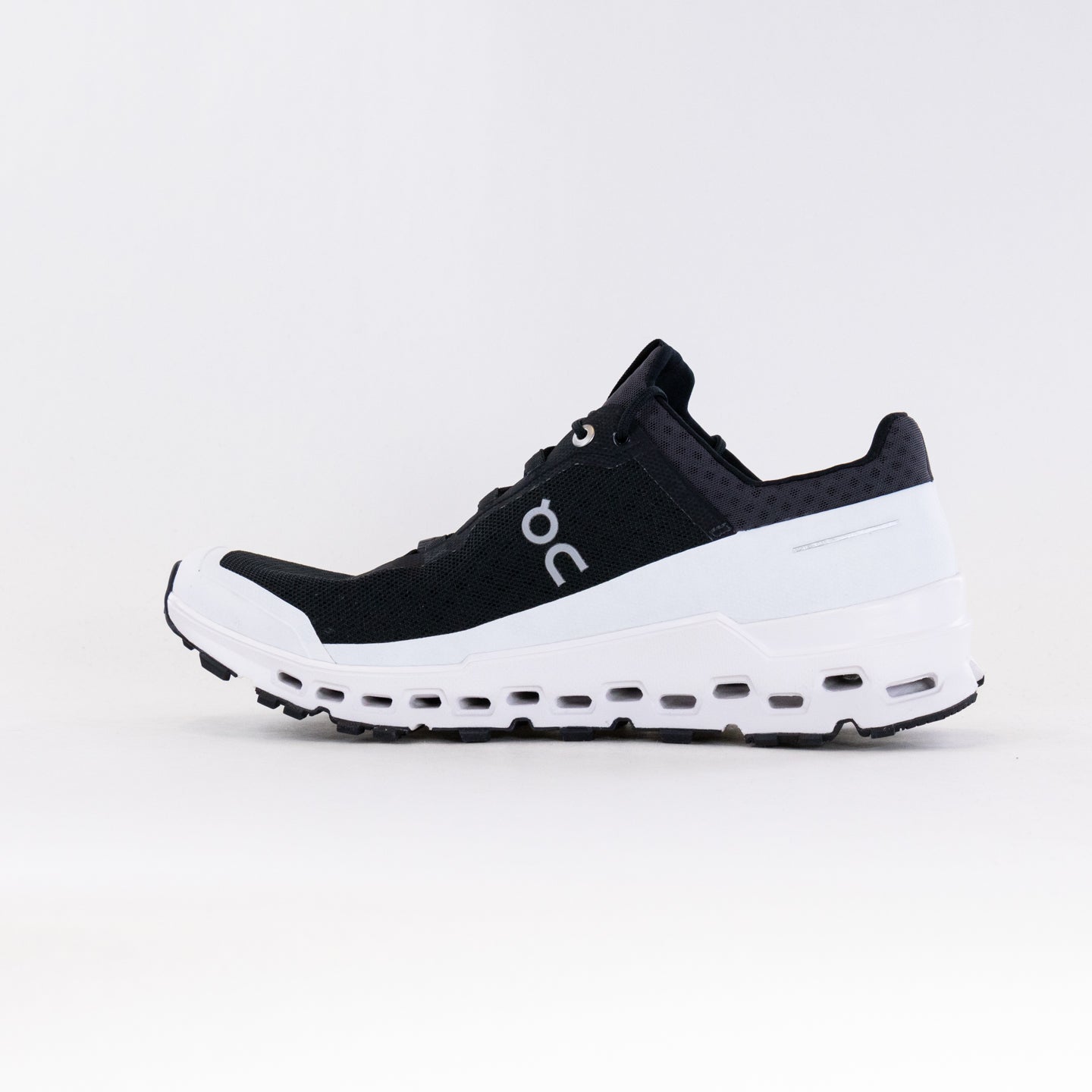 On Cloudultra (Women's) - Black/White