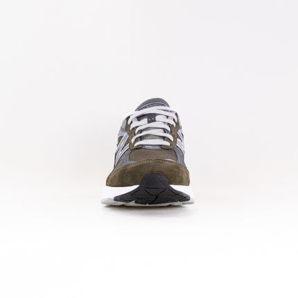 New Balance 990V6 (Unisex) - Olive