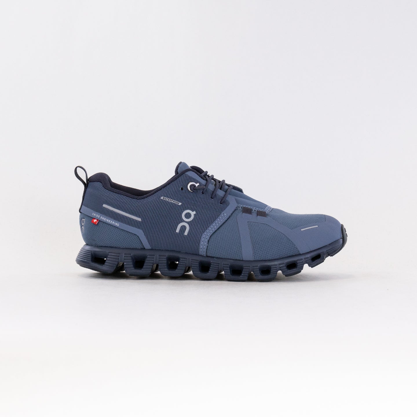 On Cloud 5 Waterproof (Women's) - Metal/Navy