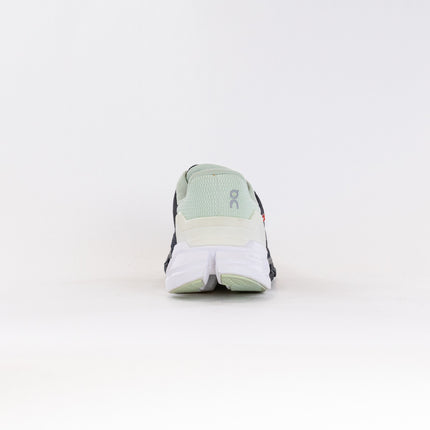 On Cloudflyer Wide (Women's) - Black/White