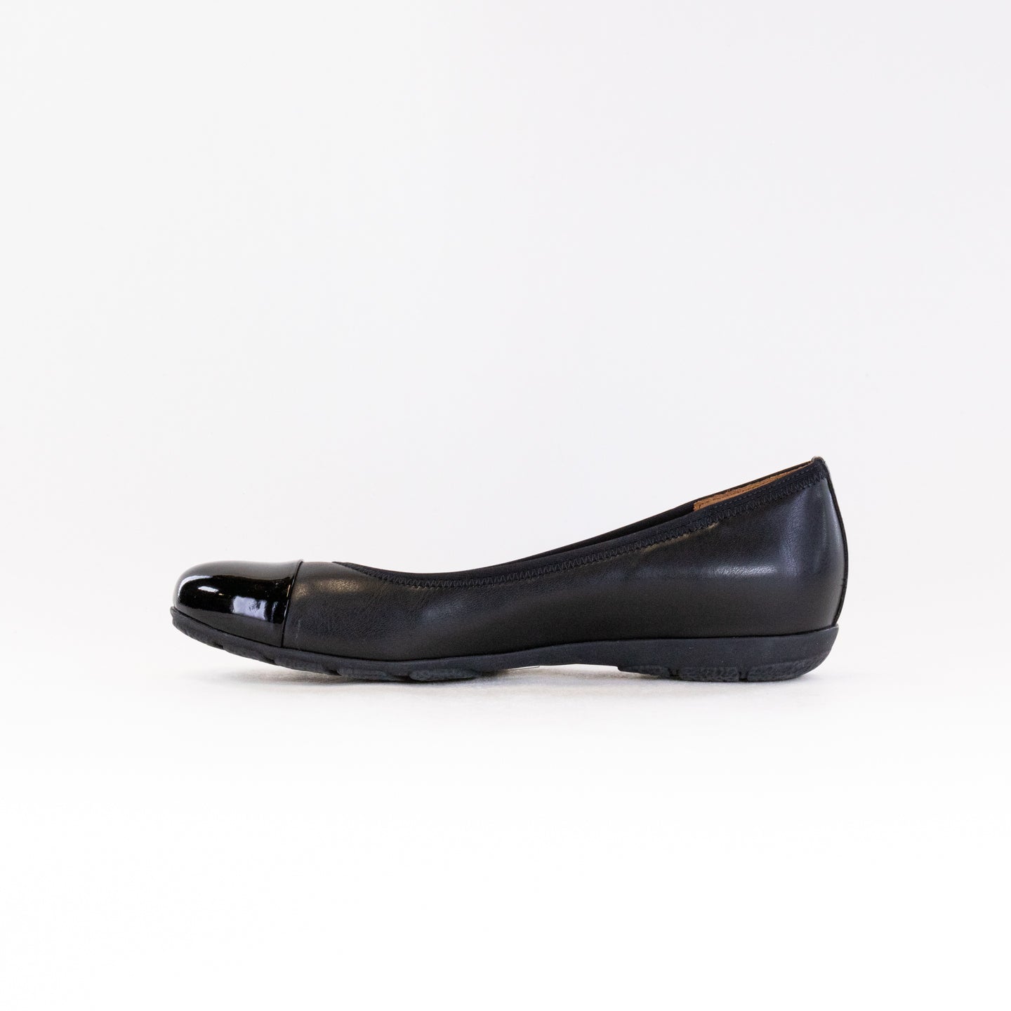 Gabor 24.161.57 Cap-Toe Ballet Flat (Women's) - Black Leather