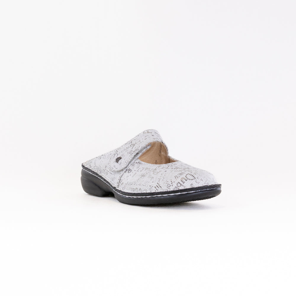 Finn Comfort Stanford Clog (Women's) - Words Bianco